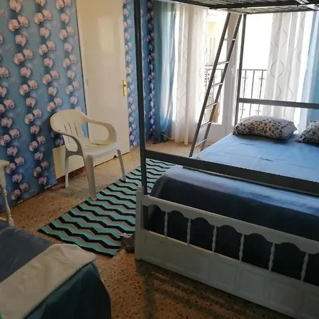 Can Pau Guesthouse Vendégház Llança