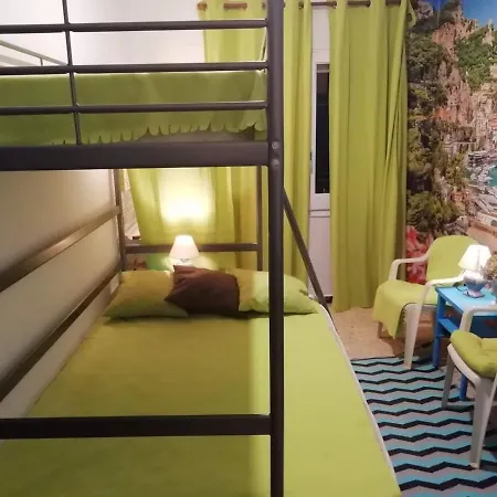 Pensión Can Pau Guesthouse Llançà
