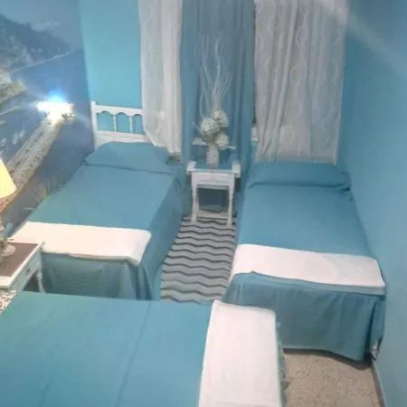 Can Pau Guesthouse Pensión Llançà