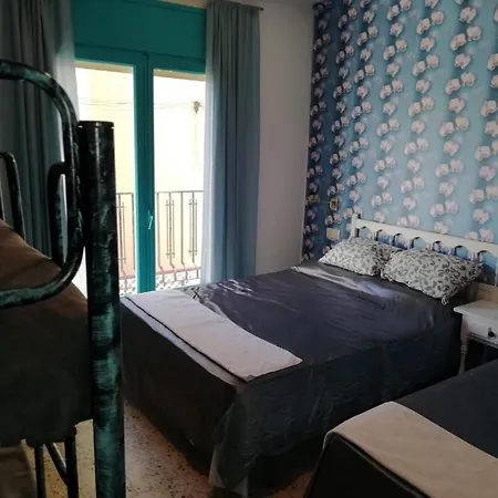 Pensión Can Pau Guesthouse Llançà